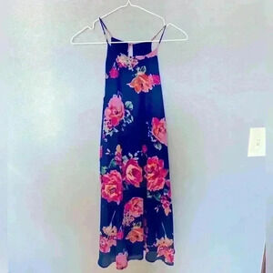 Everly Floral Dress. Size Large